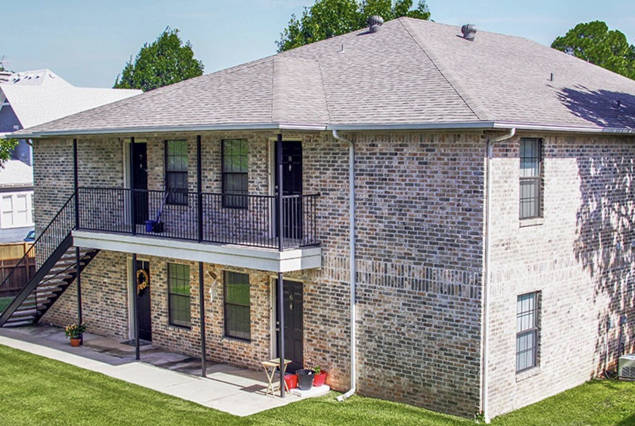 Ashton Place 1 OffCampus Housing